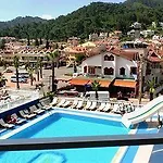 Апарт-отель Nature Maris 3*
